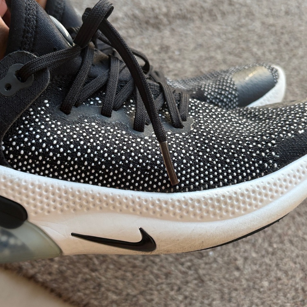 Nike Joyride run flyknit black/white womens sz 9.5 - Picture 12 of 15